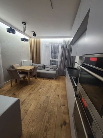 Mieszkanie 2-pokojowe Warszawa Ursus, ul. Edwarda Habicha. Zdjęcie 1