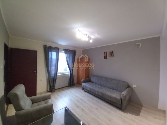 dom wolnostojący, 9 pokoi Bolszewo, ul. Polna. Zdjęcie 1