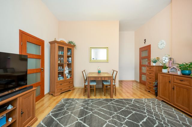 Mieszkanie 2-pokojowe Łódź, ul. Stefana Jaracza. Zdjęcie 3