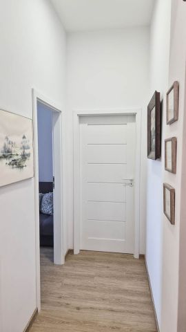 Mieszkanie 3-pokojowe Jelenia Góra Centrum, ul. Jana Matejki. Zdjęcie 8