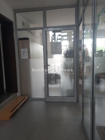 dom wolnostojący, 9 pokoi Poznań Dębiec. Zdjęcie 9