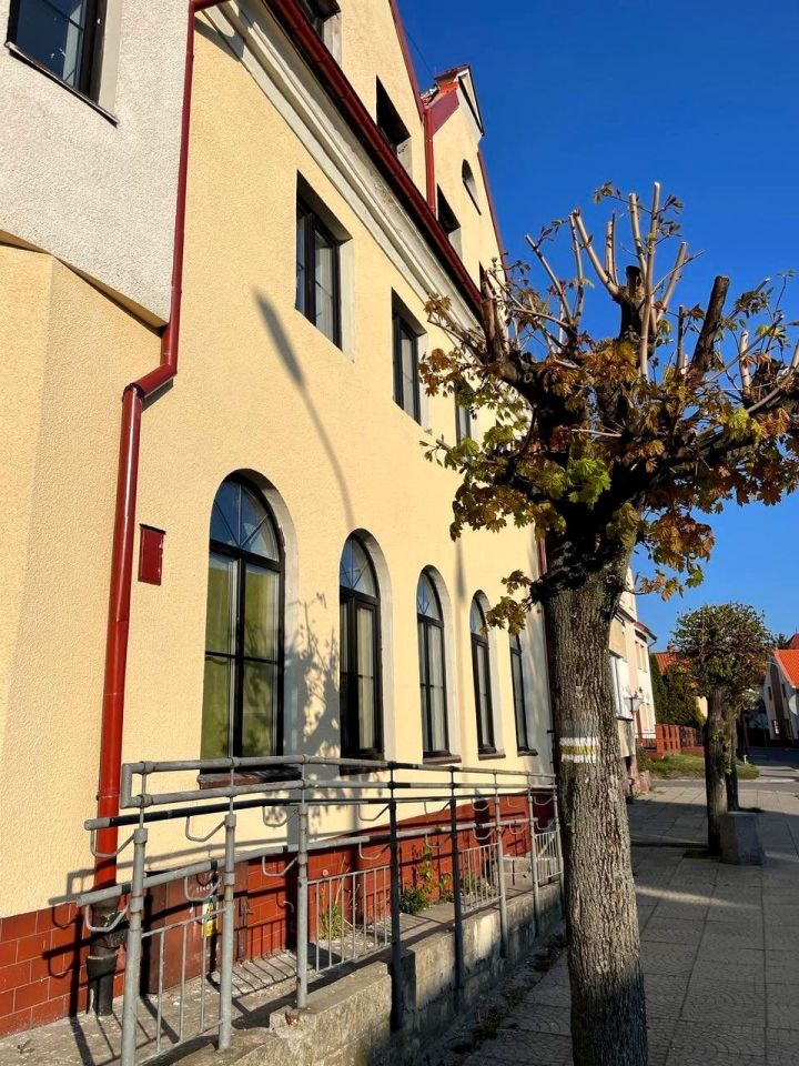 kamienica, 15 pokoi Tolkmicko, ul. Portowa. Zdjęcie 4