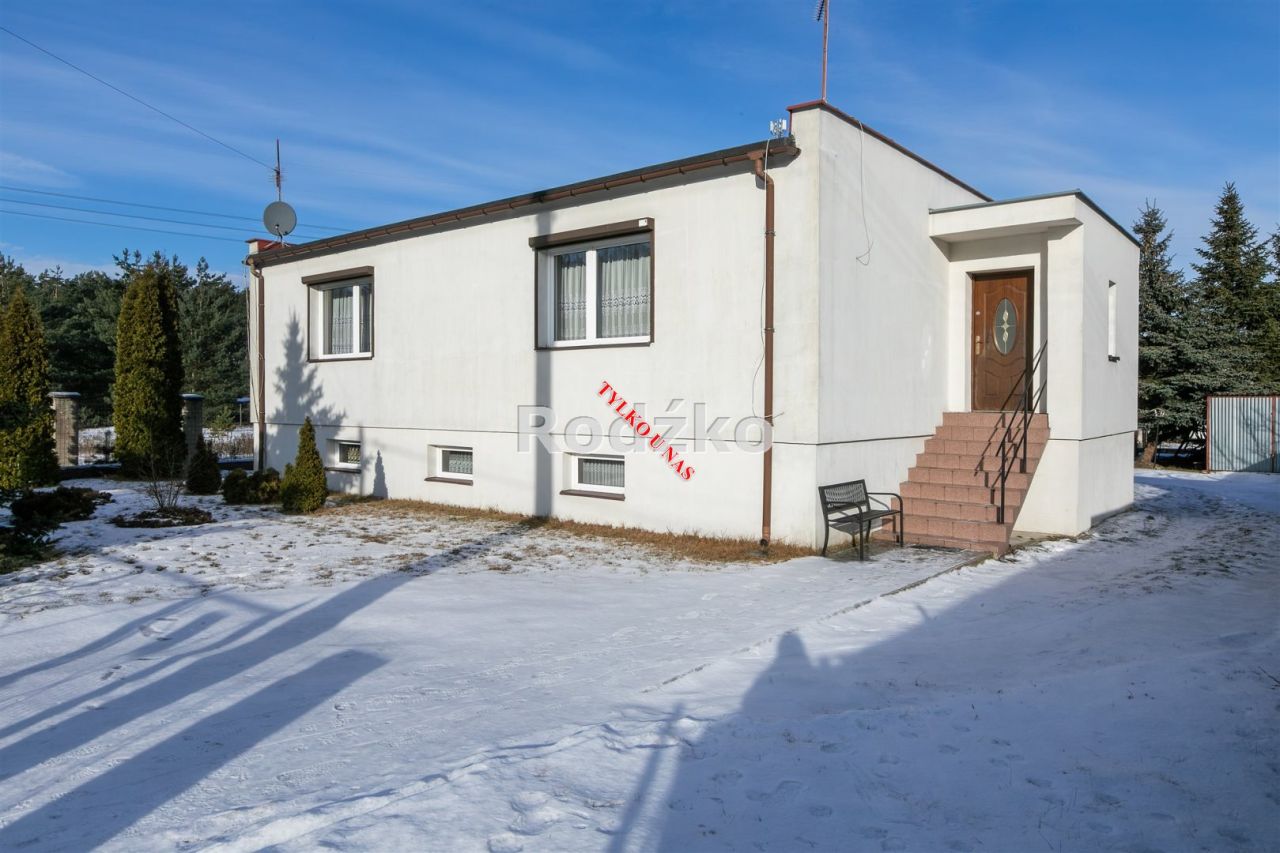 dom wolnostojący, 5 pokoi Brzoza, ul. Morska. Zdjęcie 1