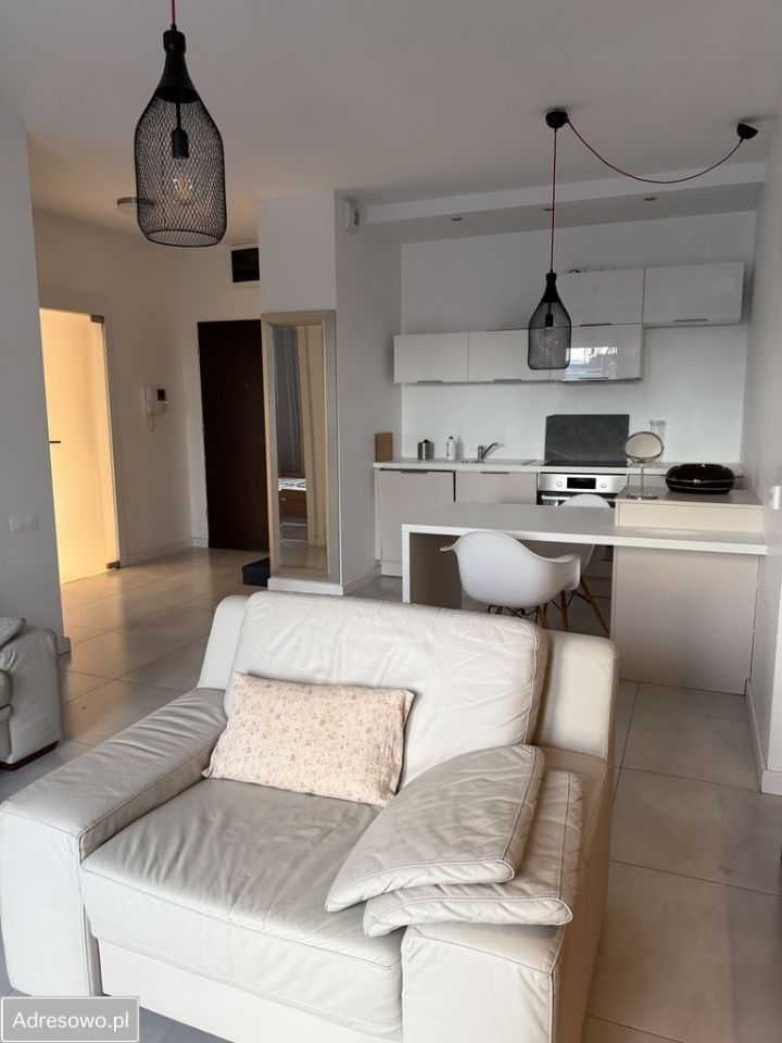 Mieszkanie 2-pokojowe Toruń Bydgoskie Przedmieście, ul. Władysława Broniewskiego. Zdjęcie 3