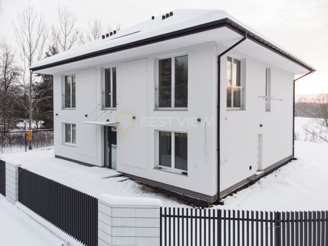 Mieszkanie 5-pokojowe Zalesie Górne, ul. Leśnych Malin. Zdjęcie 3