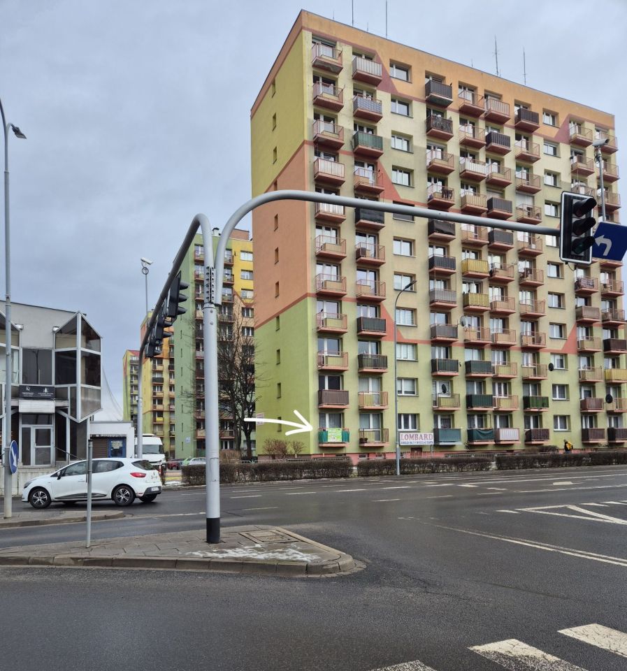 Mieszkanie 3-pokojowe Wałbrzych Piaskowa Góra, ul. Władysława Broniewskiego. Zdjęcie 1