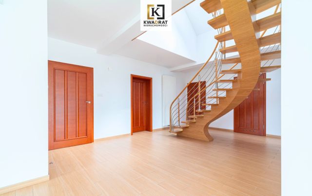 dom wolnostojący, 5 pokoi Przedewsie. Zdjęcie 11