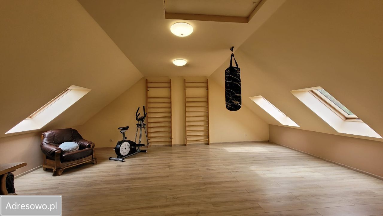 dom wolnostojący, 5 pokoi Świdnica. Zdjęcie 14