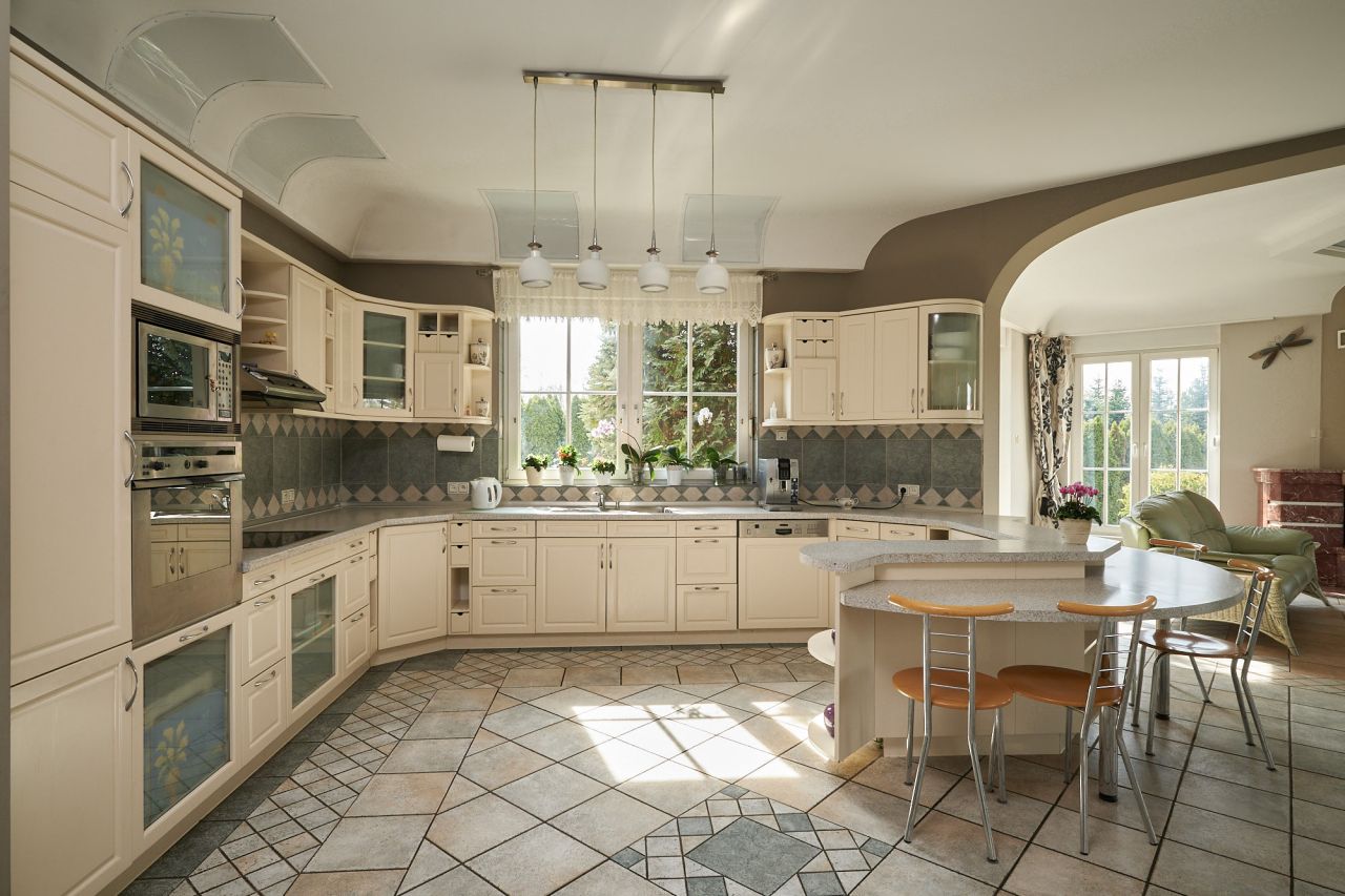 dom wolnostojący, 9 pokoi Kłodzko, ul. Adama Mickiewicza. Zdjęcie 8