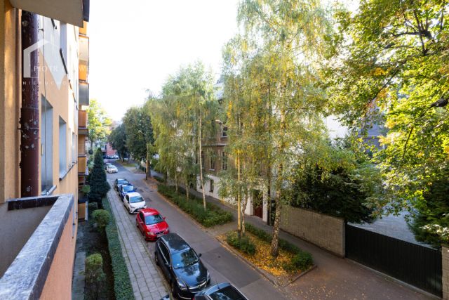 Mieszkanie 3-pokojowe Bielsko-Biała, ul. Wiktora Przybyły. Zdjęcie 13