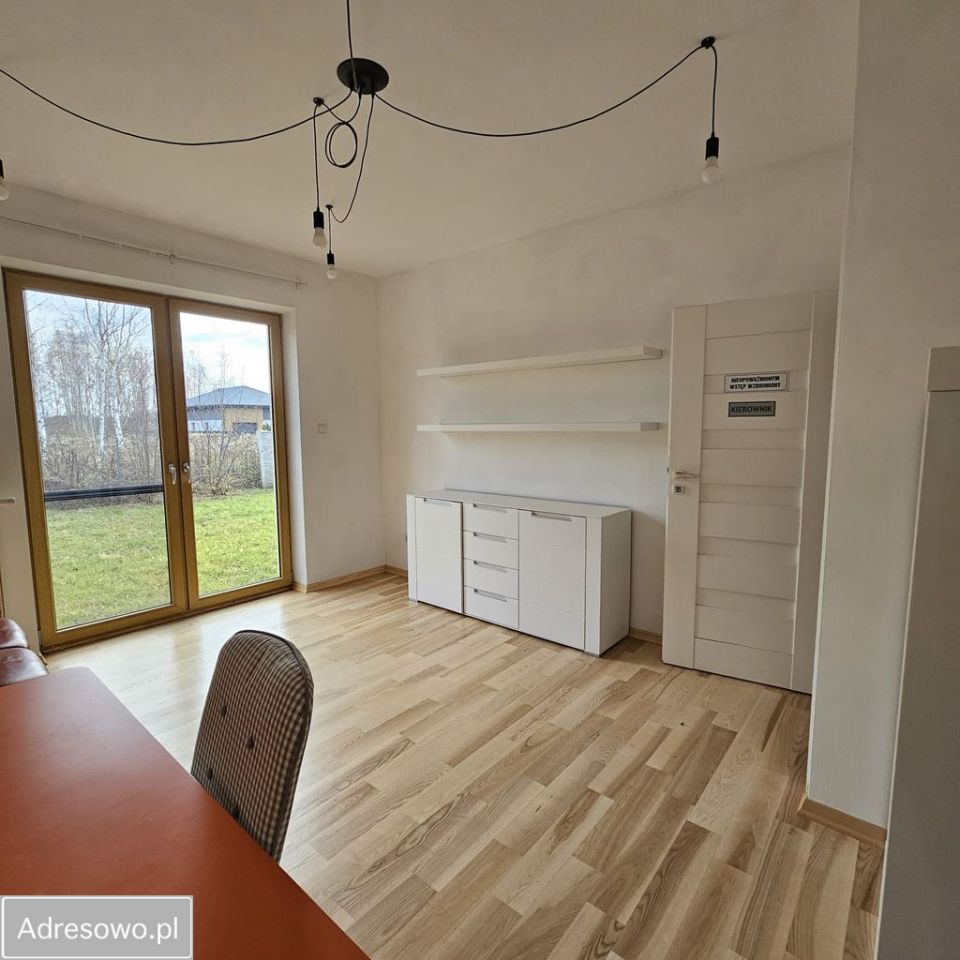 dom wolnostojący, 5 pokoi Ustanów. Zdjęcie 15