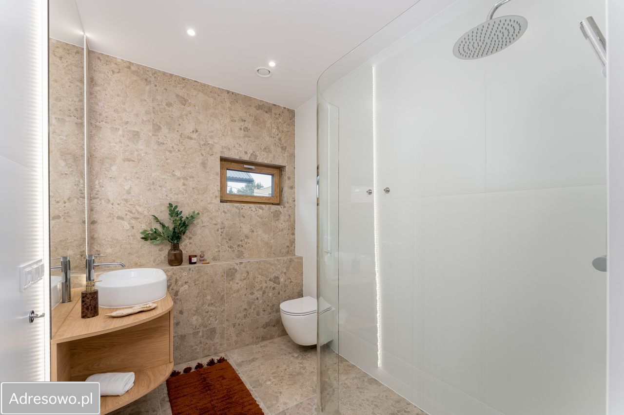 dom wolnostojący, 6 pokoi Tarnów, ul. Niska. Zdjęcie 5