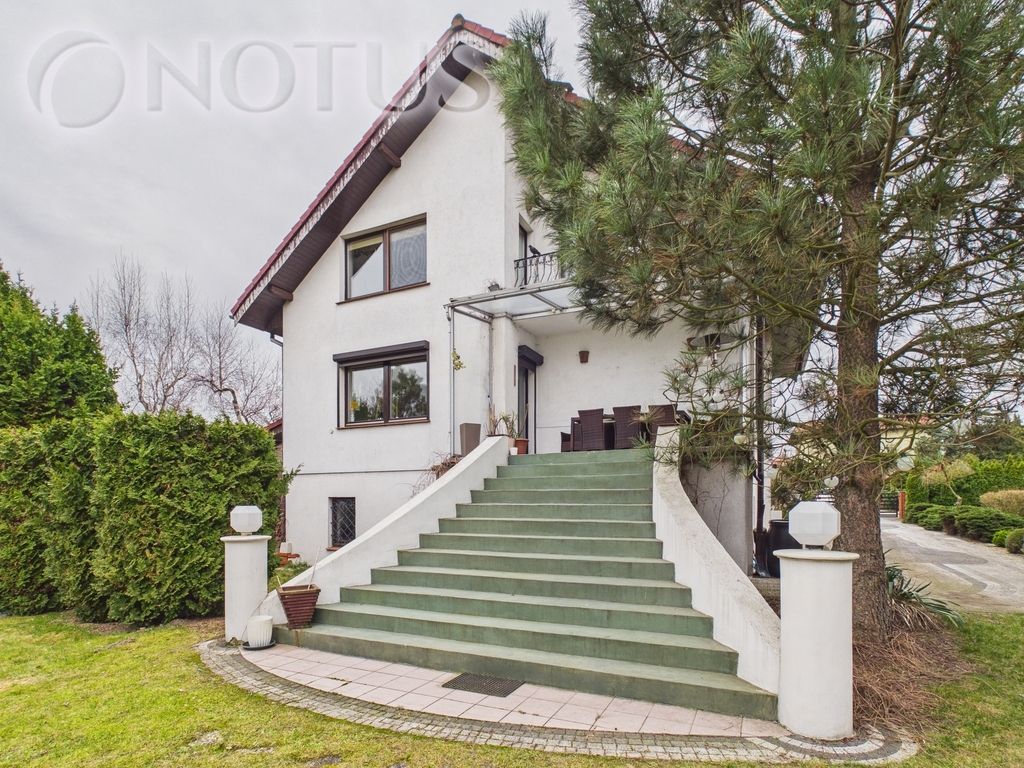 dom wolnostojący, 5 pokoi Gniezno. Zdjęcie 17