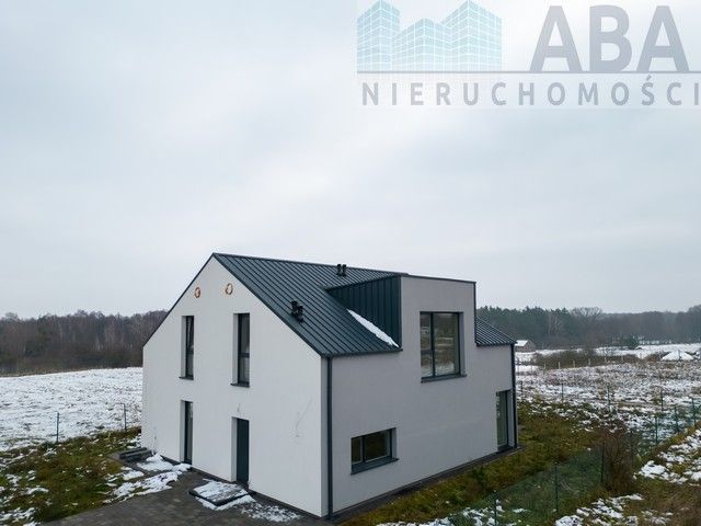 dom letniskowy, 4 pokoje Polanowo. Zdjęcie 2