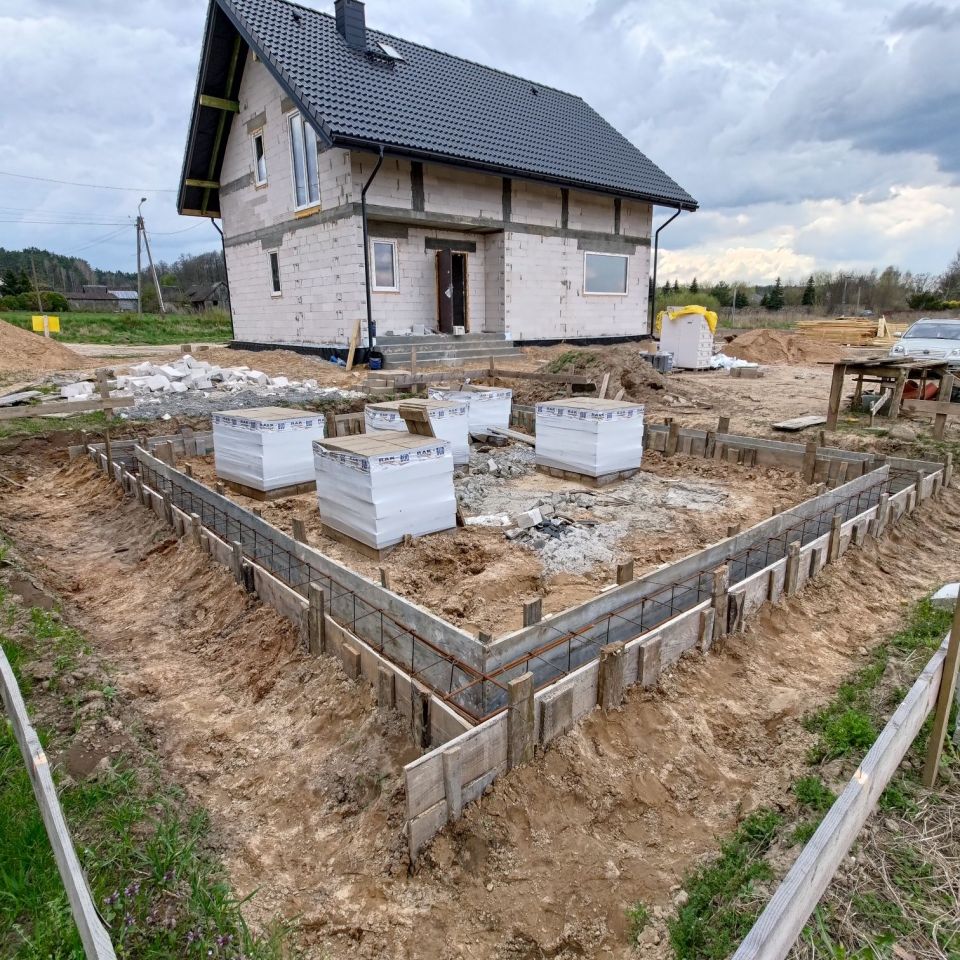 dom wolnostojący Fasty, ul. Dzikowska. Zdjęcie 2