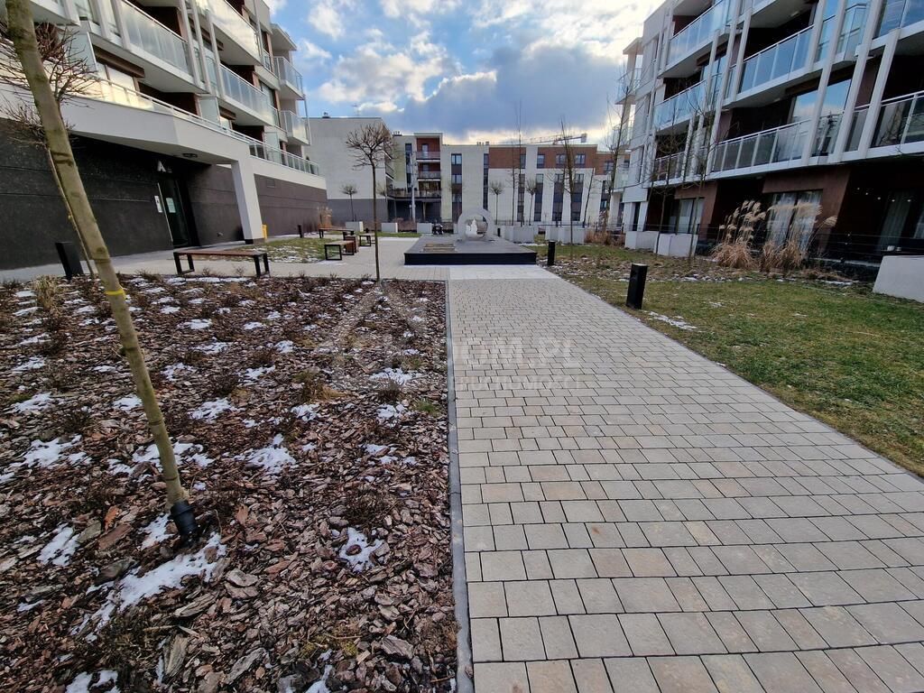 Mieszkanie 3-pokojowe Kielce Uroczysko. Zdjęcie 14