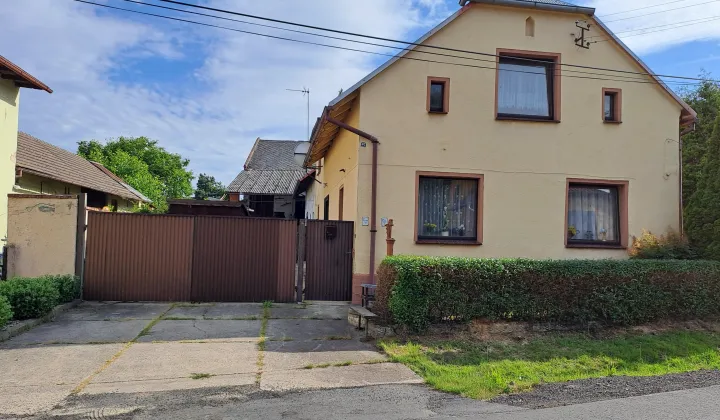 dom wolnostojący, 5 pokoi Tłustomosty