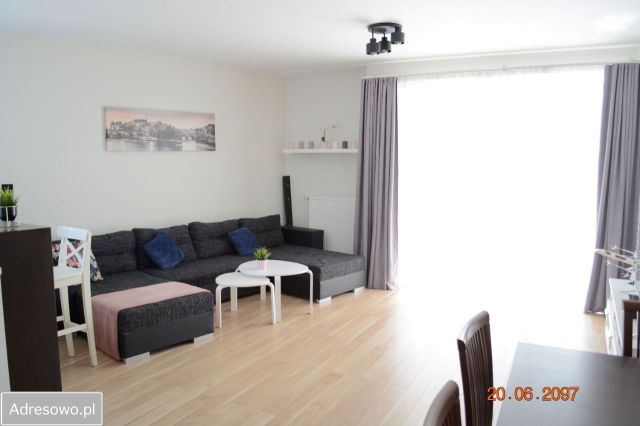 Mieszkanie 3-pokojowe Warszawa Gocław, ul. Jugosłowiańska. Zdjęcie 1