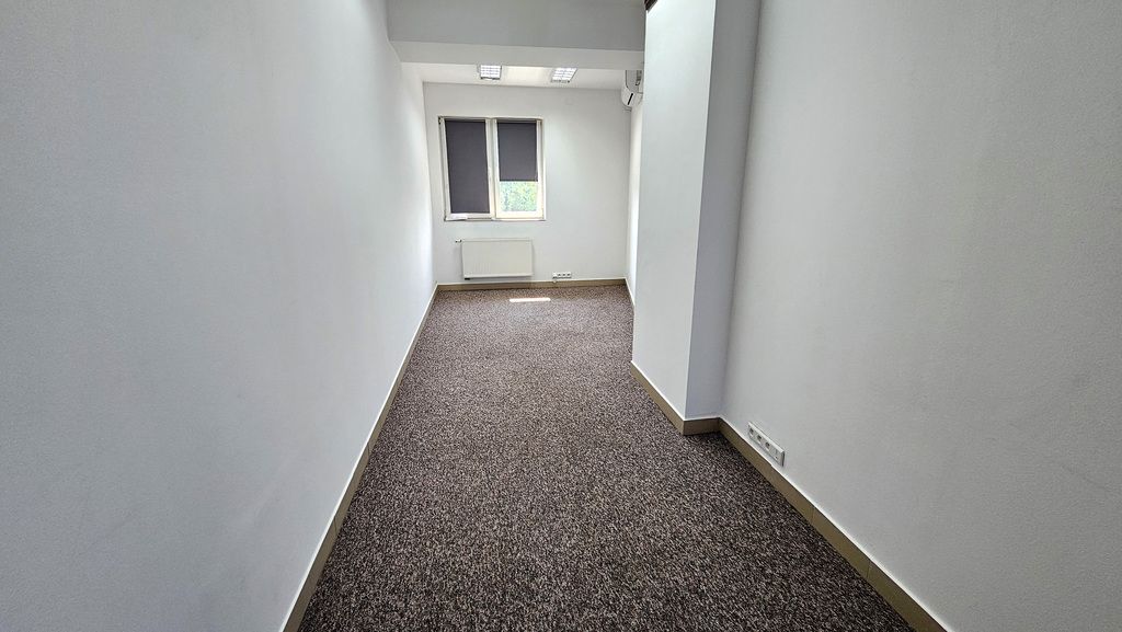 Biuro Rzeszów, pl. Armii Krajowej. Zdjęcie 11