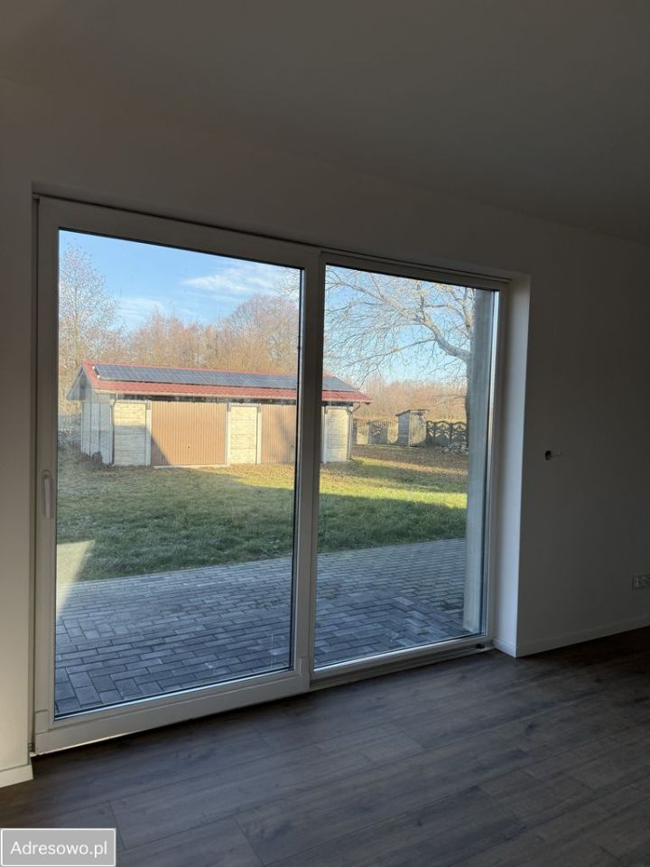 dom wolnostojący, 5 pokoi Paproć. Zdjęcie 2