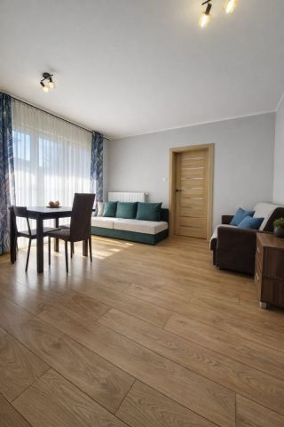 Mieszkanie 2-pokojowe Jelenia Góra Cieplice Śląskie-Zdrój. Zdjęcie 5