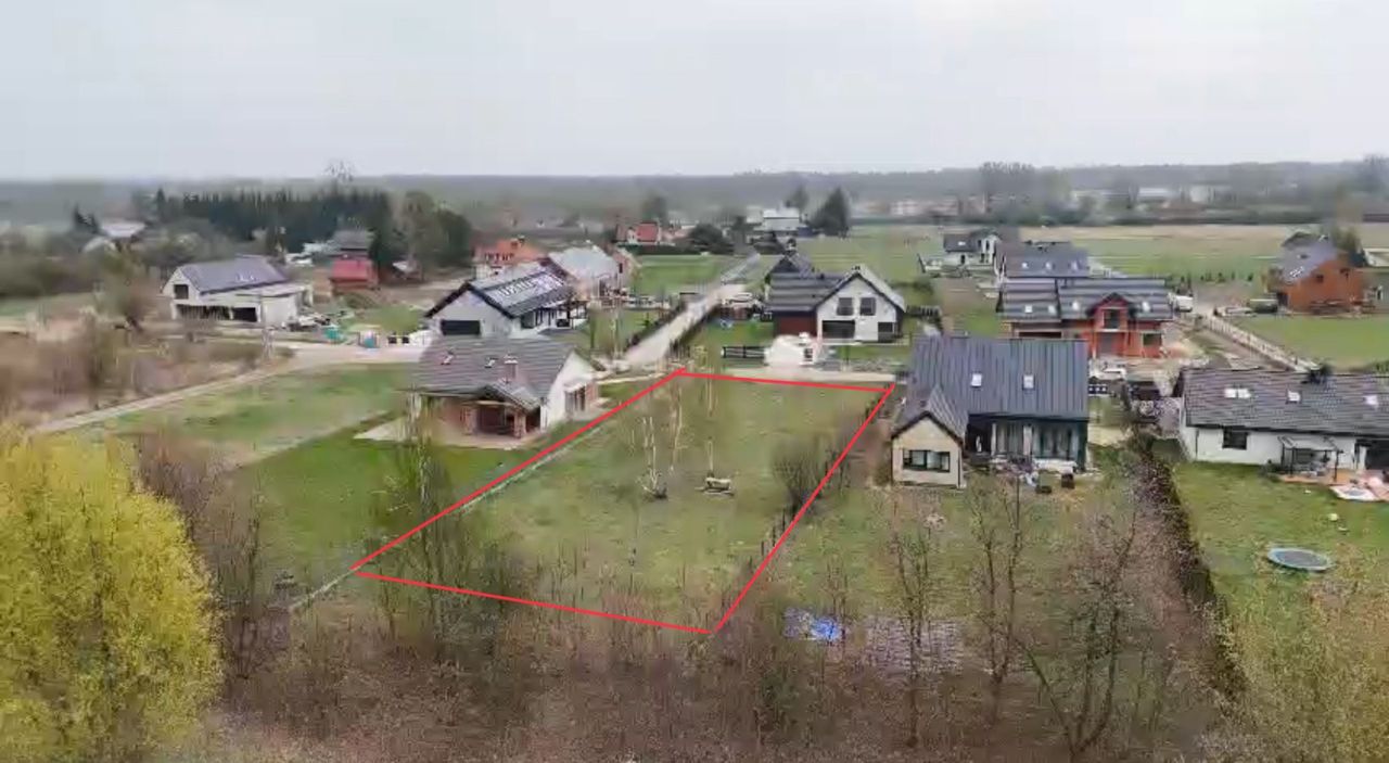 Działka budowlana Gassy. Zdjęcie 1