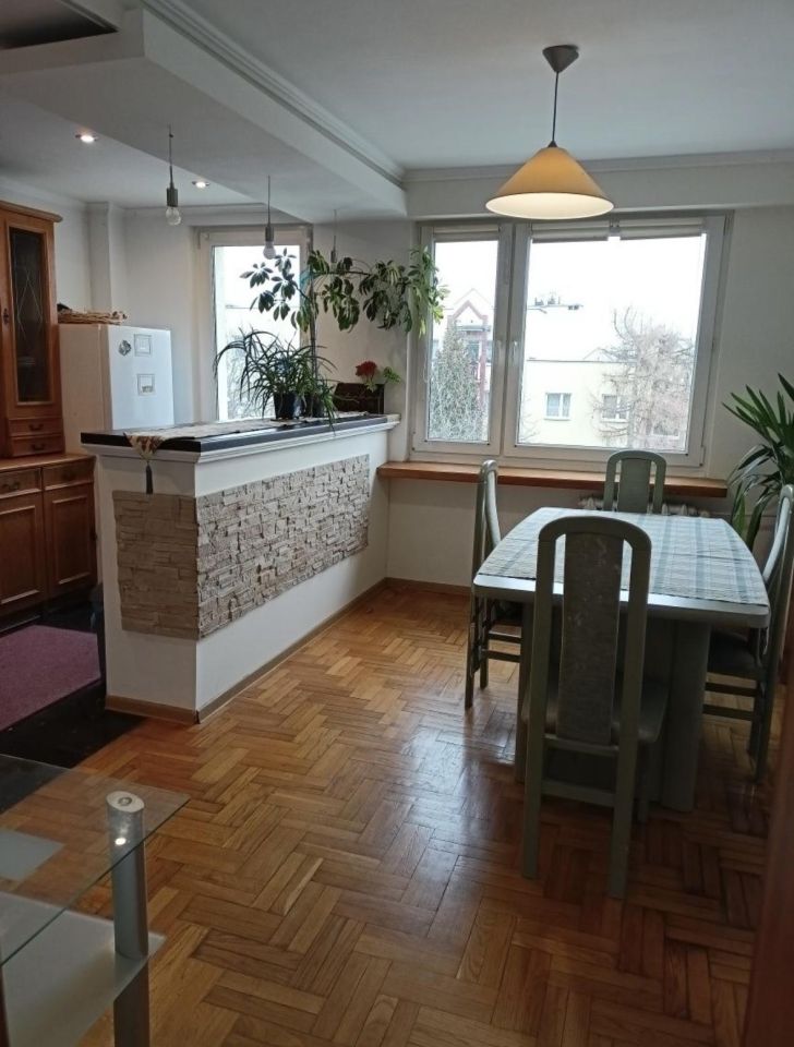 Mieszkanie 3-pokojowe Kraków Rżąka, ul. Ludwika Rydygiera. Zdjęcie 2