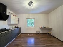 Mieszkanie 5-pokojowe Jelenia Góra Centrum, ul. Nowowiejska. Zdjęcie 4