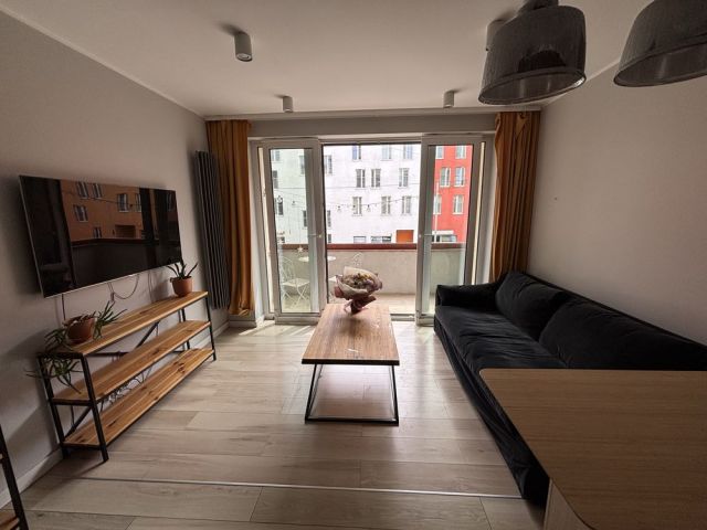 Mieszkanie 3-pokojowe Wrocław Stare Miasto, ul. Tadeusza Kościuszki. Zdjęcie 1