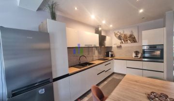 dom szeregowy, 4 pokoje Czernica