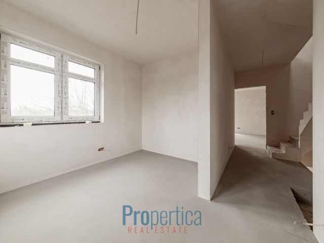 dom szeregowy, 5 pokoi Warszawa Wawer, ul. Heliotropów. Zdjęcie 8