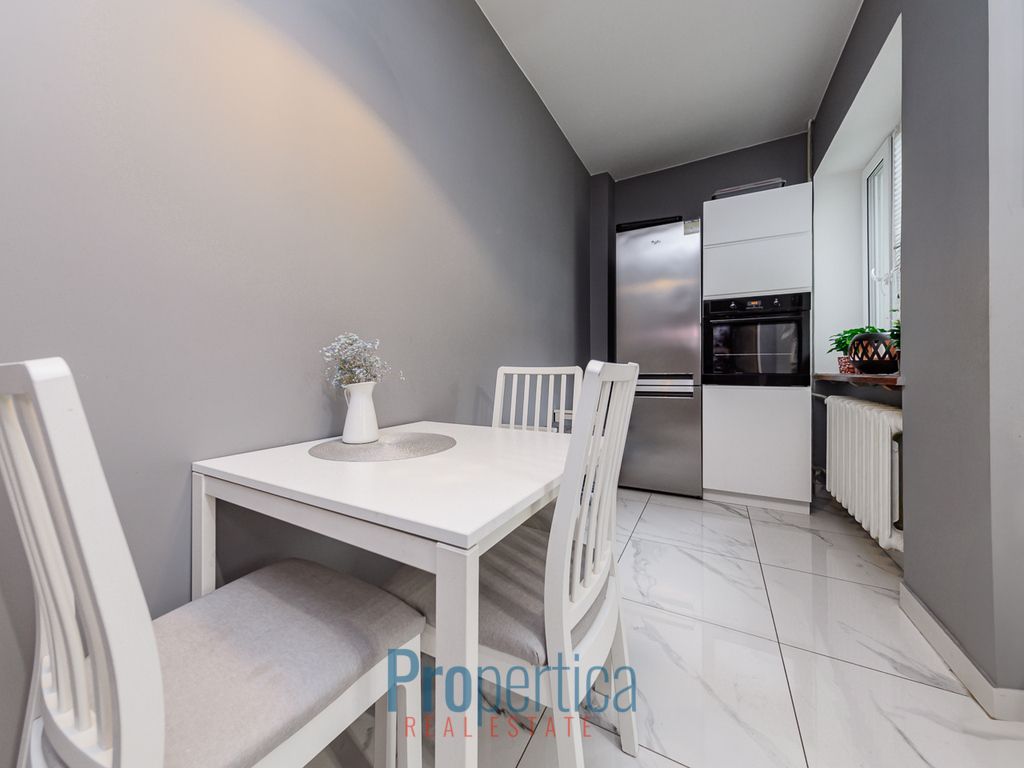 dom wolnostojący, 10 pokoi Kobyłka, ul. Jana Kasprowicza. Zdjęcie 4