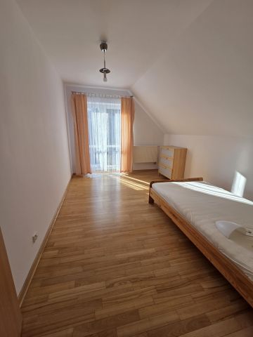 dom wolnostojący, 5 pokoi Barycz Górny Staw. Zdjęcie 15