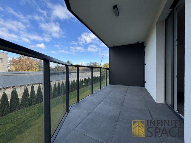 Mieszkanie 3-pokojowe Warszawa Włochy, ul. Hejnałowa. Zdjęcie 1