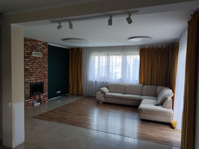 bliźniak, 5 pokoi Jabłonna, ul. Wenecka. Zdjęcie 1