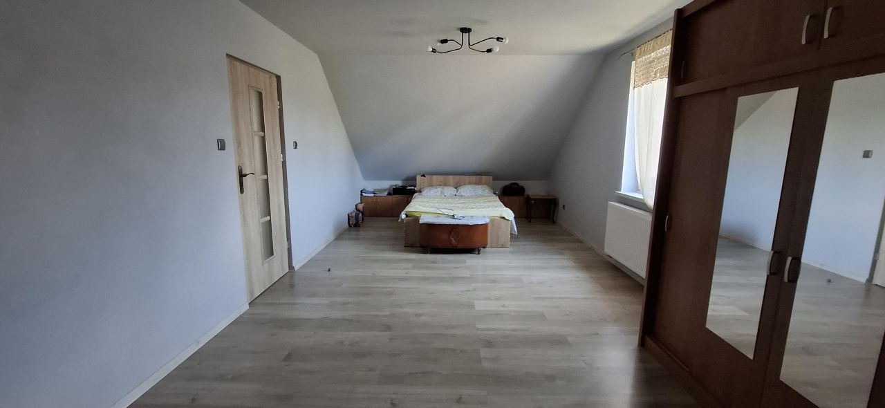 dom wolnostojący, 4 pokoje Rozbórz Długi. Zdjęcie 13