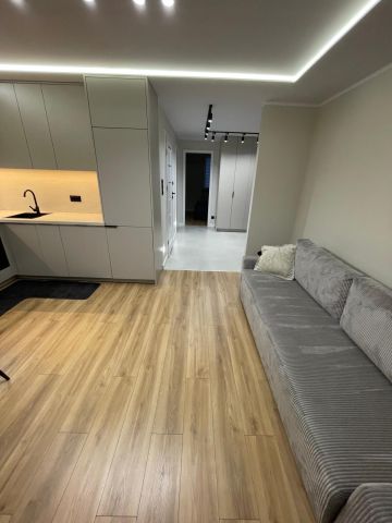 Mieszkanie 3-pokojowe Ostrowiec Świętokrzyski Centrum, os. Ogrody. Zdjęcie 5