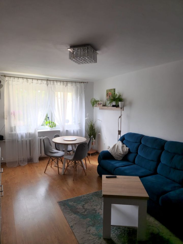 Mieszkanie 3-pokojowe Czarnków, os. Słoneczne. Zdjęcie 2