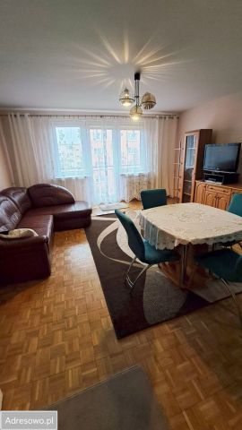 Mieszkanie 3-pokojowe Tomaszów Mazowiecki, ul. Synów Pułku. Zdjęcie 1