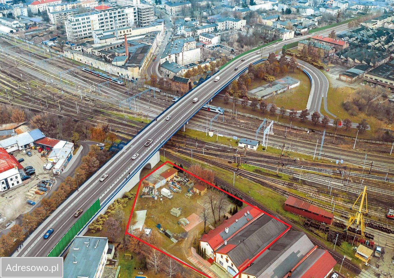 Lokal Częstochowa Trzech Wieszczów, ul. 1 Maja. Zdjęcie 2