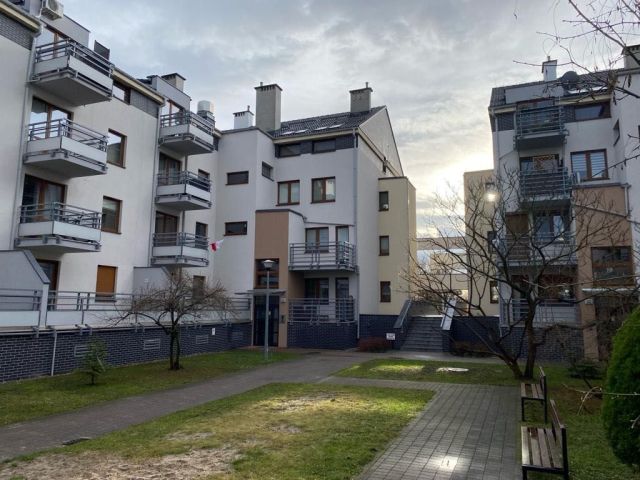 Mieszkanie 3-pokojowe Wrocław Fabryczna. Zdjęcie 1