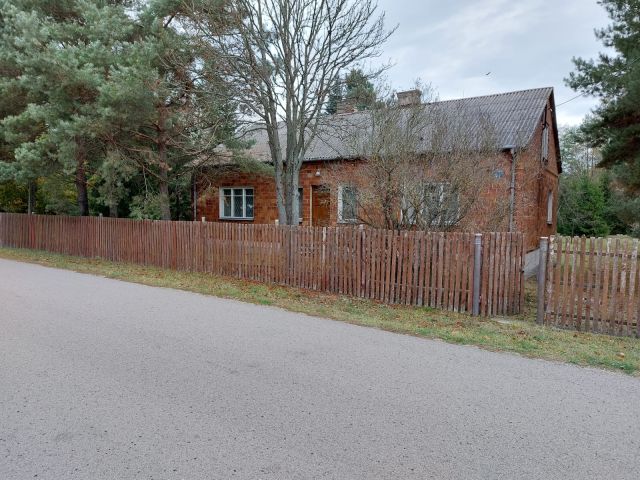 dom wolnostojący, 3 pokoje Rakówiec. Zdjęcie 1