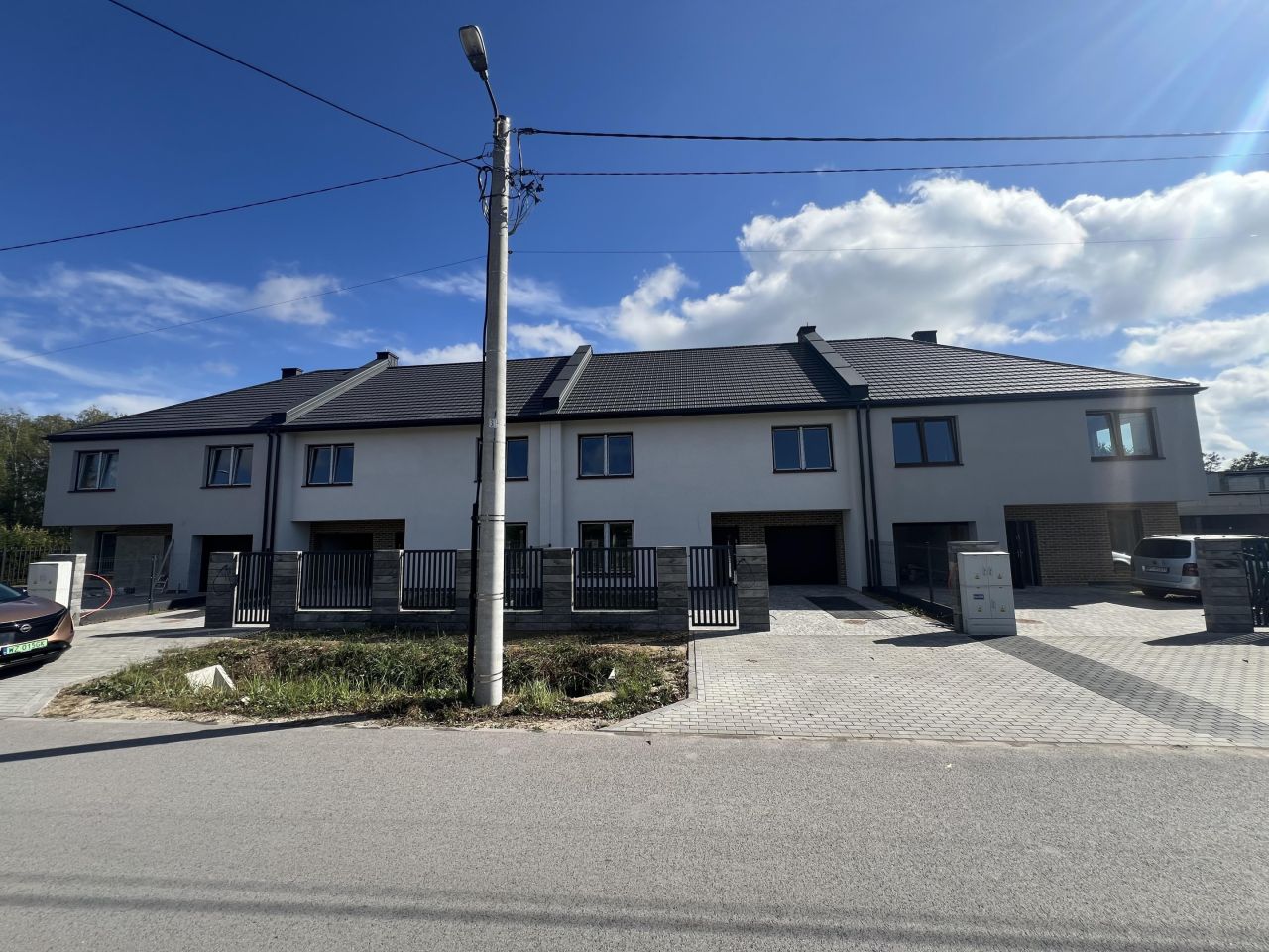 dom szeregowy, 6 pokoi Solec, ul. Jaśminowa. Zdjęcie 2