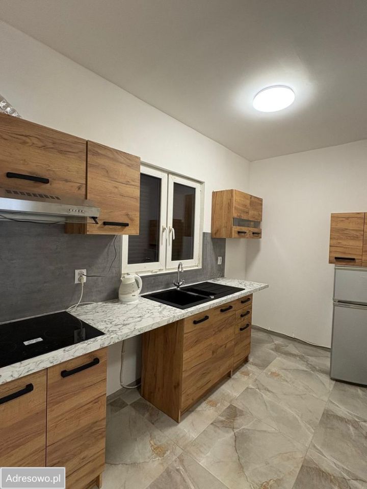 Mieszkanie 3-pokojowe Dąbrowa Górnicza Gołonóg, ul. Michała Spisaka. Zdjęcie 3