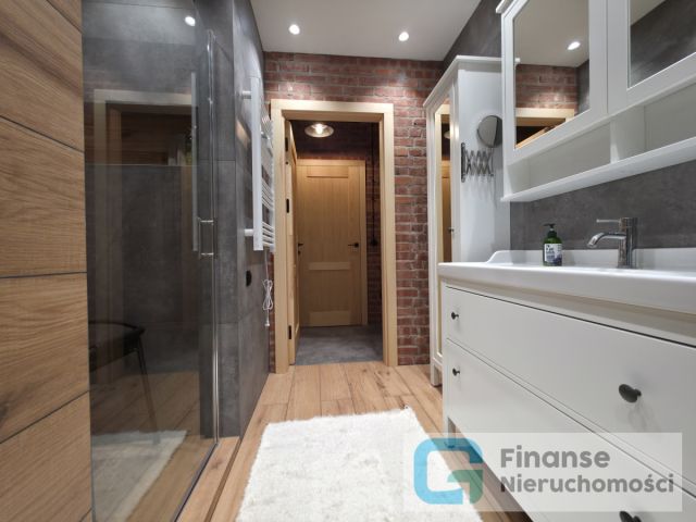 dom wolnostojący, 3 pokoje Borowiny. Zdjęcie 17