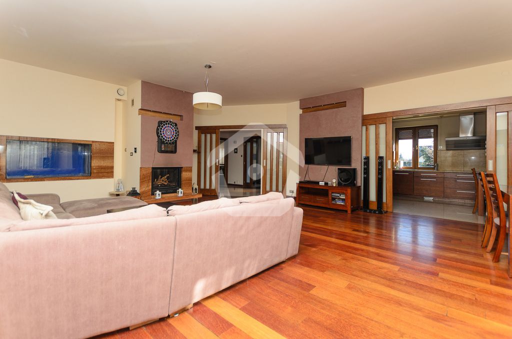 dom wolnostojący, 6 pokoi Rzeszów Budziwój, ul. Eugeniusza Kwiatkowskiego. Zdjęcie 4