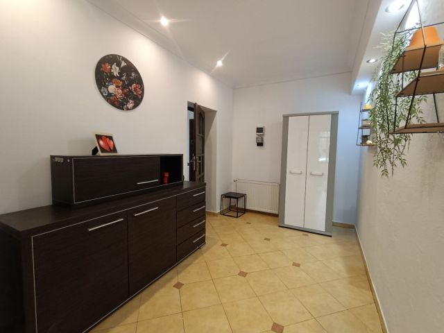 Mieszkanie 3-pokojowe Jelenia Góra Centrum, ul. Teatralna. Zdjęcie 10