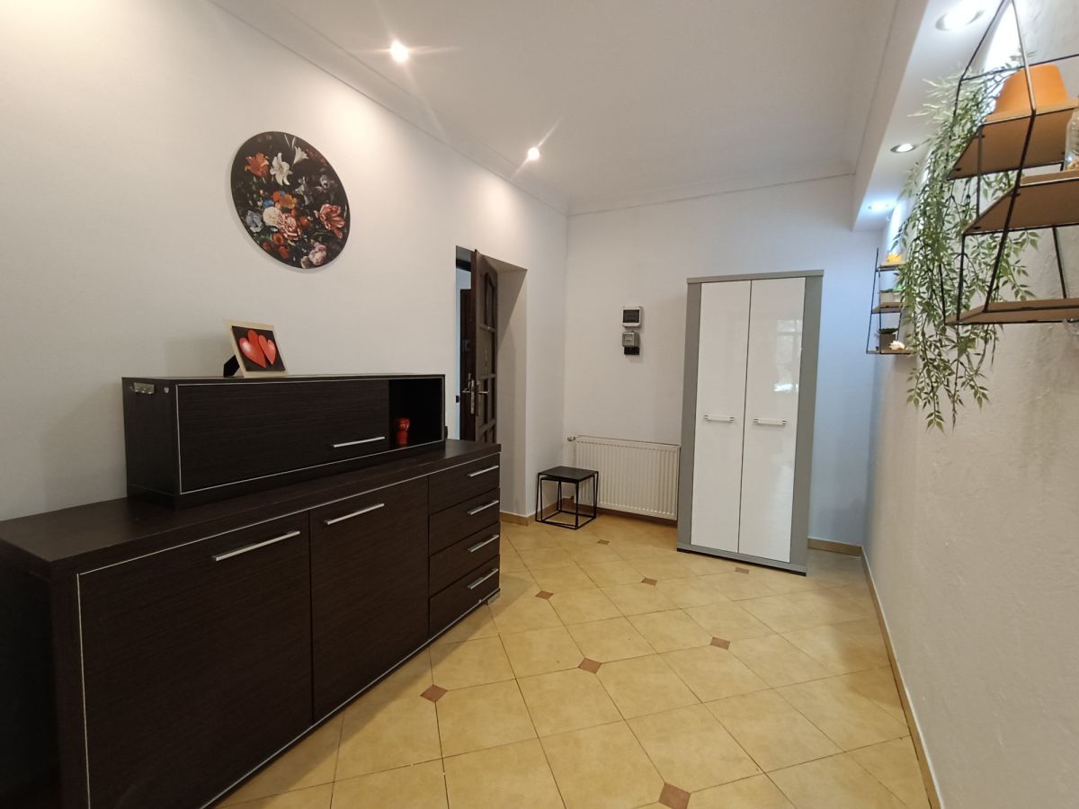 Mieszkanie 3-pokojowe Jelenia Góra Centrum, ul. Teatralna. Zdjęcie 10