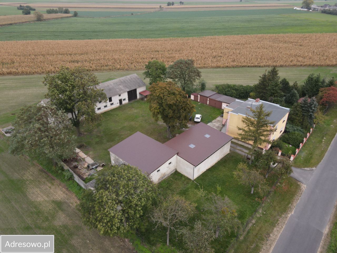 dom wolnostojący, 5 pokoi Polska Wieś. Zdjęcie 2