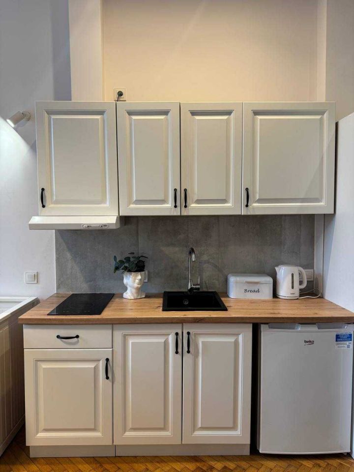 Mieszkanie 1-pokojowe Katowice Śródmieście, ul. Dworcowa. Zdjęcie 4